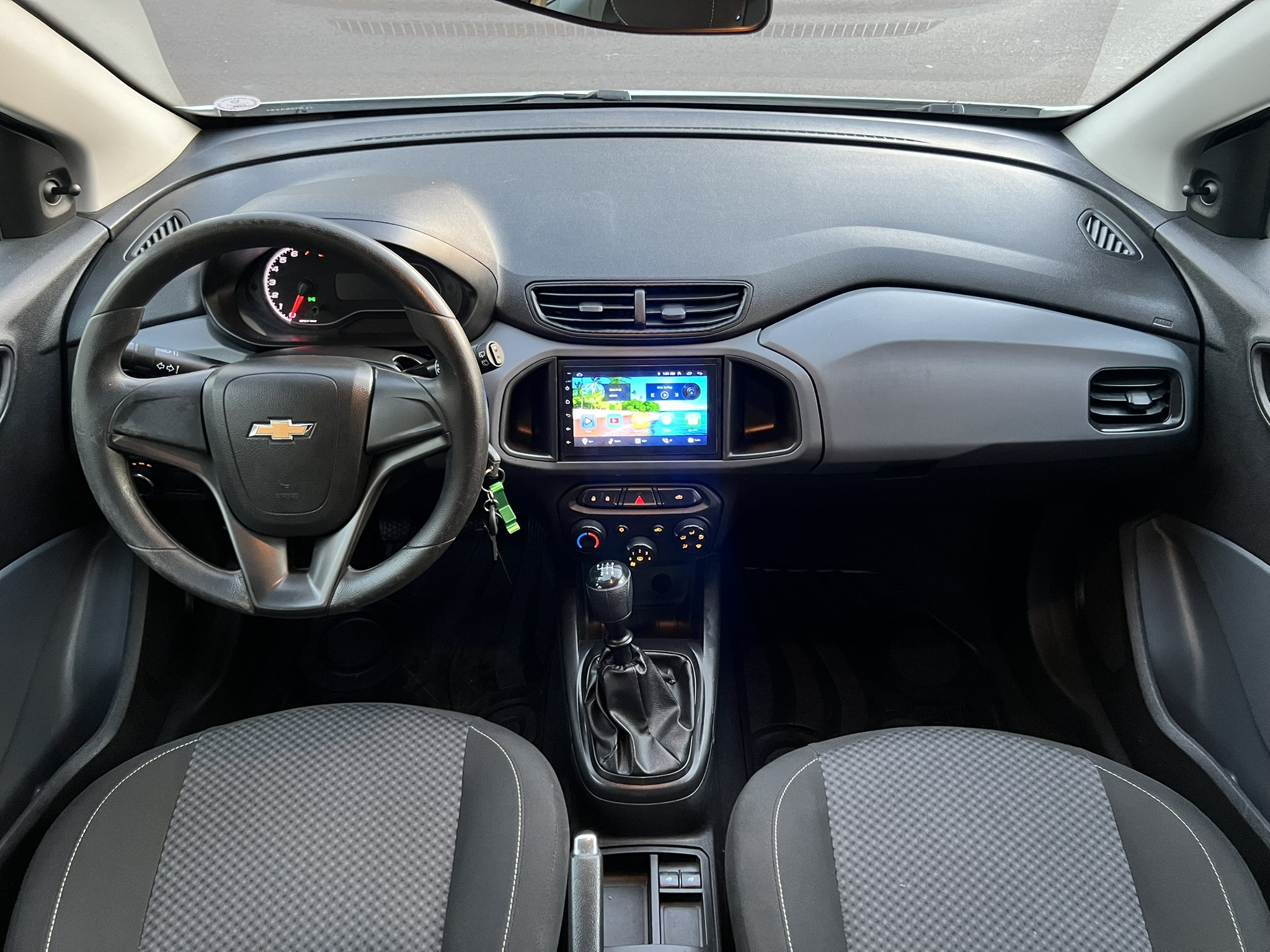 Chevrolet Onix Hatch Joy 1.0 8V Flex 5P Mec - foto 9